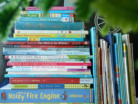 Новые поступления в Мечте - стопки книг на Английском Языке!