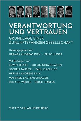 Verantwortung und Vertrauen bilden die Grundlage einer zukunftsfähigen Gesellschaft. Aufgerufen zur Auseinandersetzung mit dieser herausfordernden These sind alle gesellschaftlichen Kräfte, die politischen Entscheidungsträger, die wissenschaftlichen Disziplinen und die großen religiösen Institutionen. Die Sicherung und Kultivierung von Vertrauensbereichen ist jedoch nicht nur eine humane Forderung, sondern auch eine der ökonomischen Vernunft, da sie teure Kontrollverfahren reduziert oder erübrigt. Der interdisziplinäre Ansatz des vorliegenden Bandes, der sich in der profilierten Autorengruppe aus Politik, Wirtschaft, Wissenschaft und Kunst eindrucksvoll ausweist - Beiträge stammen von Erwin Teufel, Julian Nida-Rümelin, Jochen Taupitz, Paul Kirchhof, Hermes Andreas Kick, Manfred Lautenschläger, Roland Weidle, Birgit Harreß -, ist Unterstützung und Ermutigung auf dem Weg der Erfassung und Überbrückung der Widersprüche unserer Gesellschaft. Aus ethischer Perspektive entspricht die hier gemeinsam angestrebte neue Form ganz im Sinne von Karl Jaspers nicht einer endgültigen Aufhebung existentieller Antinomien, sondern einer vertrauensvollen Balance, die lebensdienlichen Ausgleich ermöglicht.