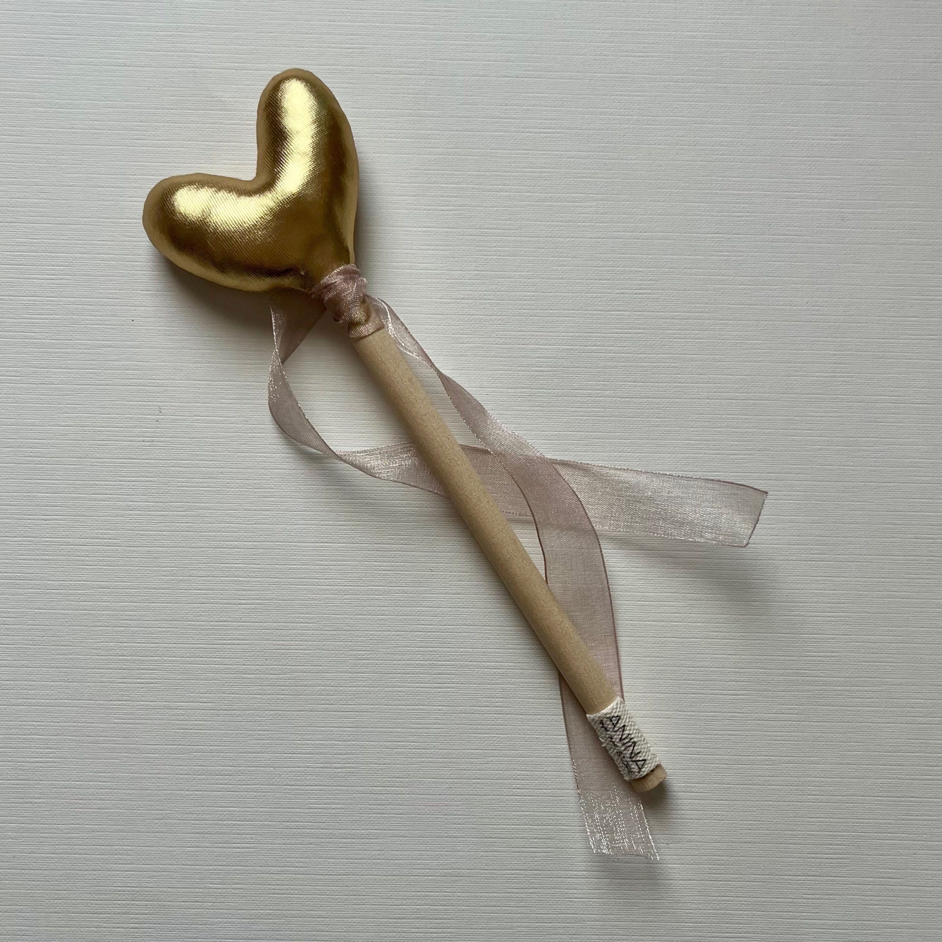 VARITA MÁGICA PEQUEÑA