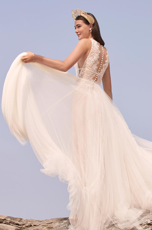 Delena by Willowby wedding dress