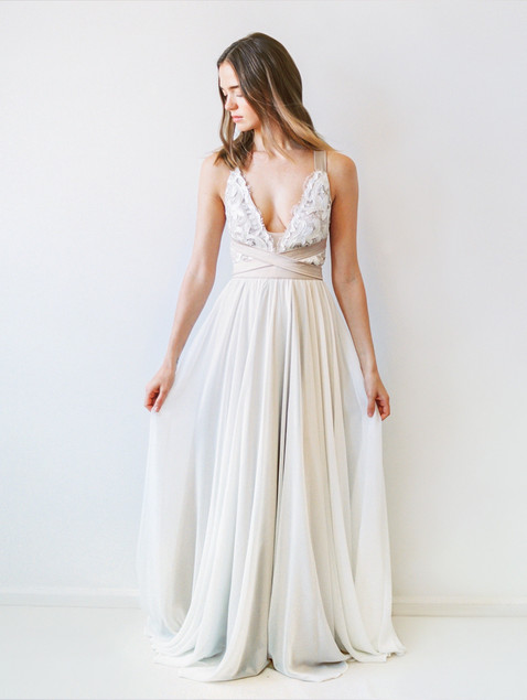 multiway-champagne-toned-lace-wedding-dress2.jpeg