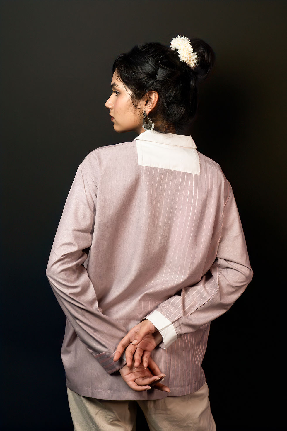 Thumbnail: VIRAKTI SHIRT (UNISEX)