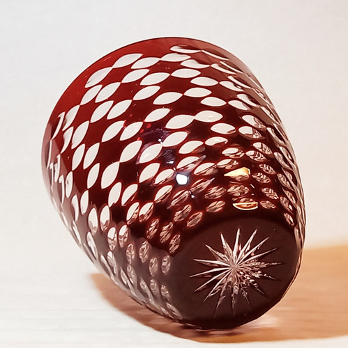 筒型ぐい吞み（赤色）躍動 | kiriko-jadore