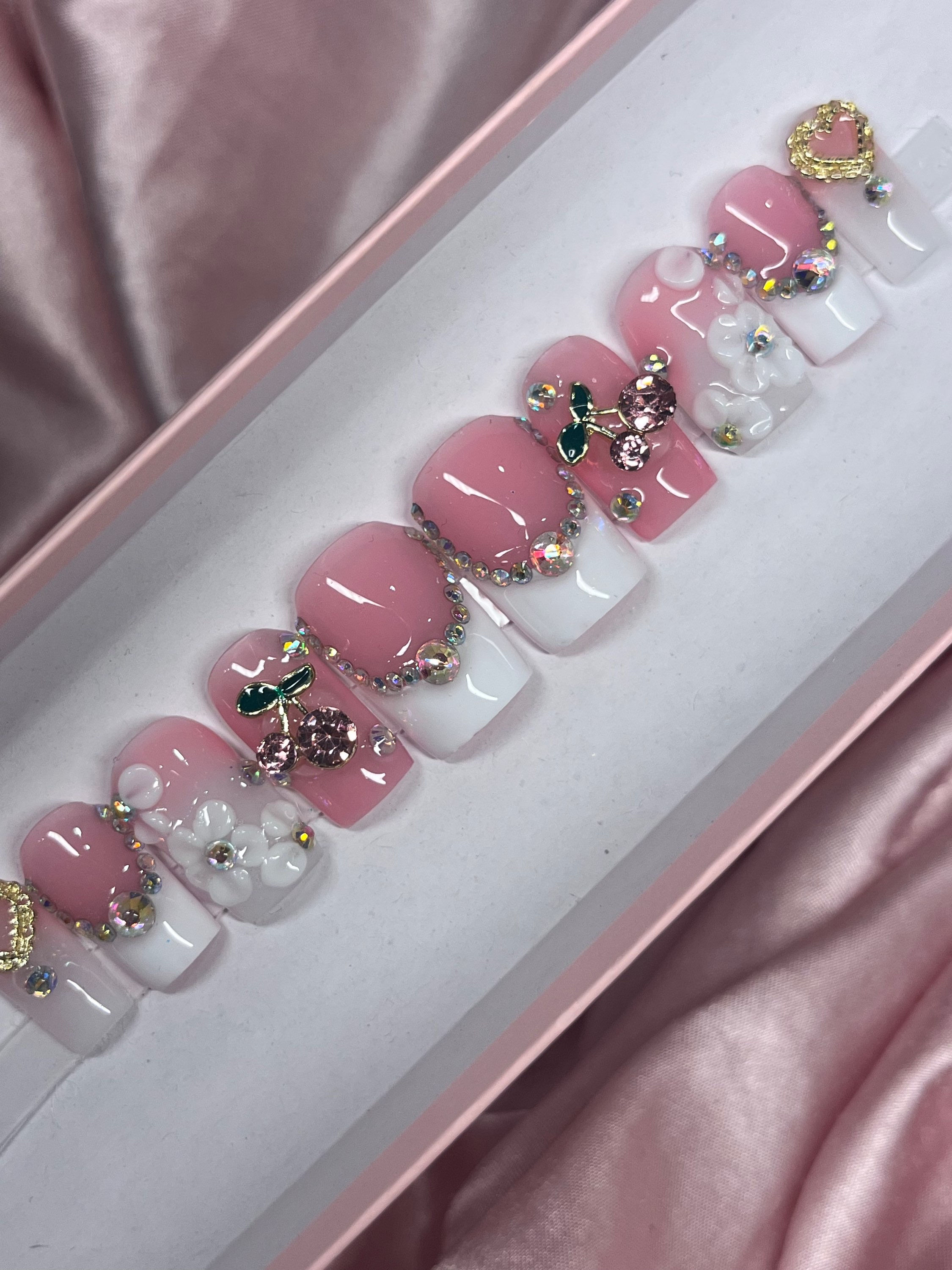 Vanessa Short Square Press Ons