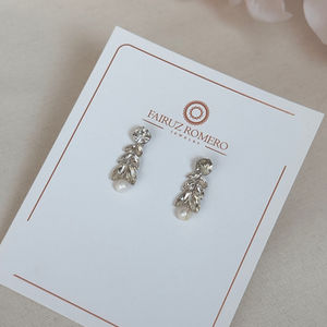 Aretes Perla Mía para novia de Fairuz Romero Jewelry, elaborados con perlas y cristales.