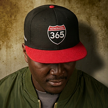 dttbUSA_Dad wearing Hat_Fatherhood365.png