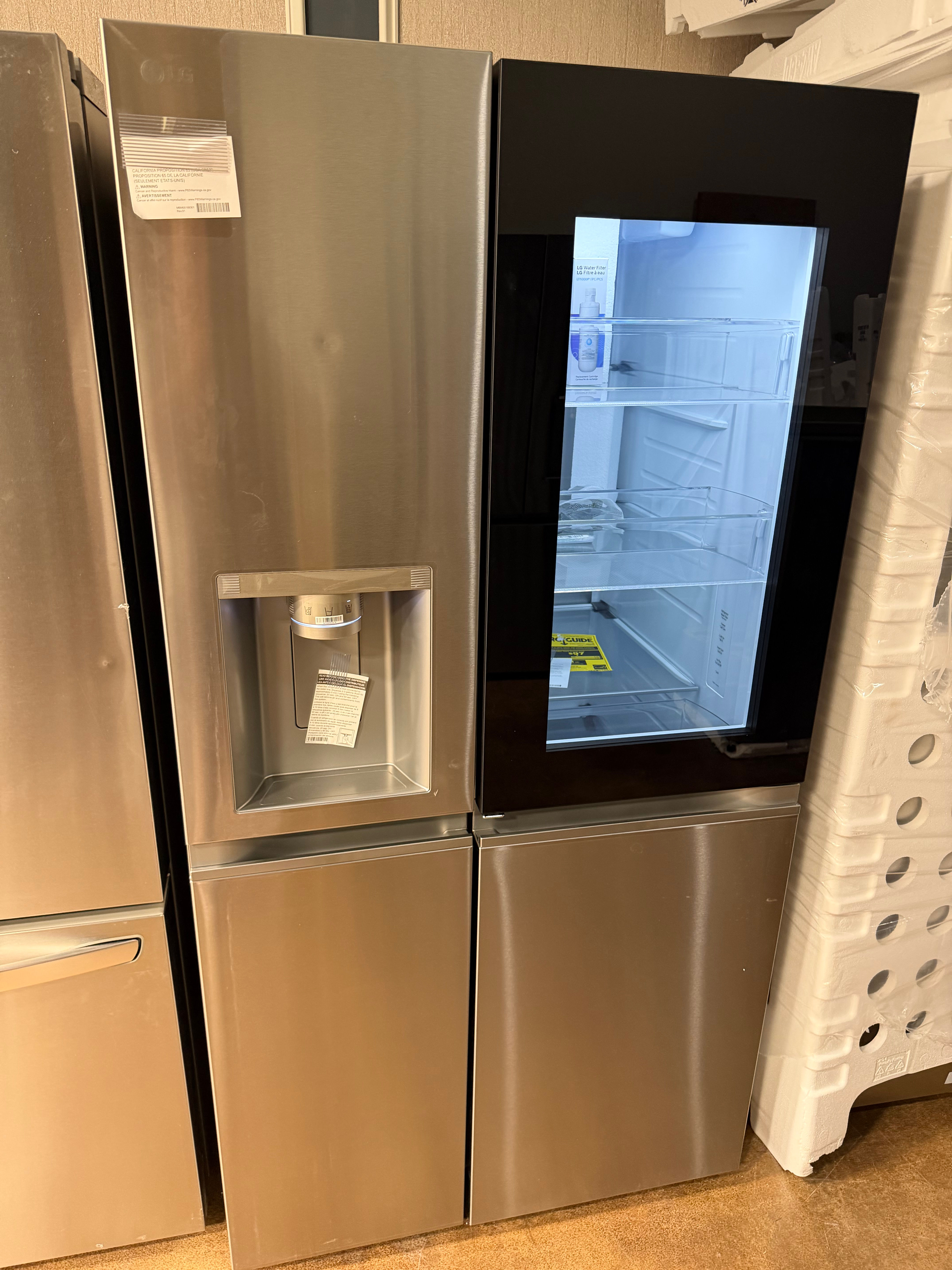LG - 27.1 Cu. Ft. Side-by-Side Smart Refrigerator with Craft Ice