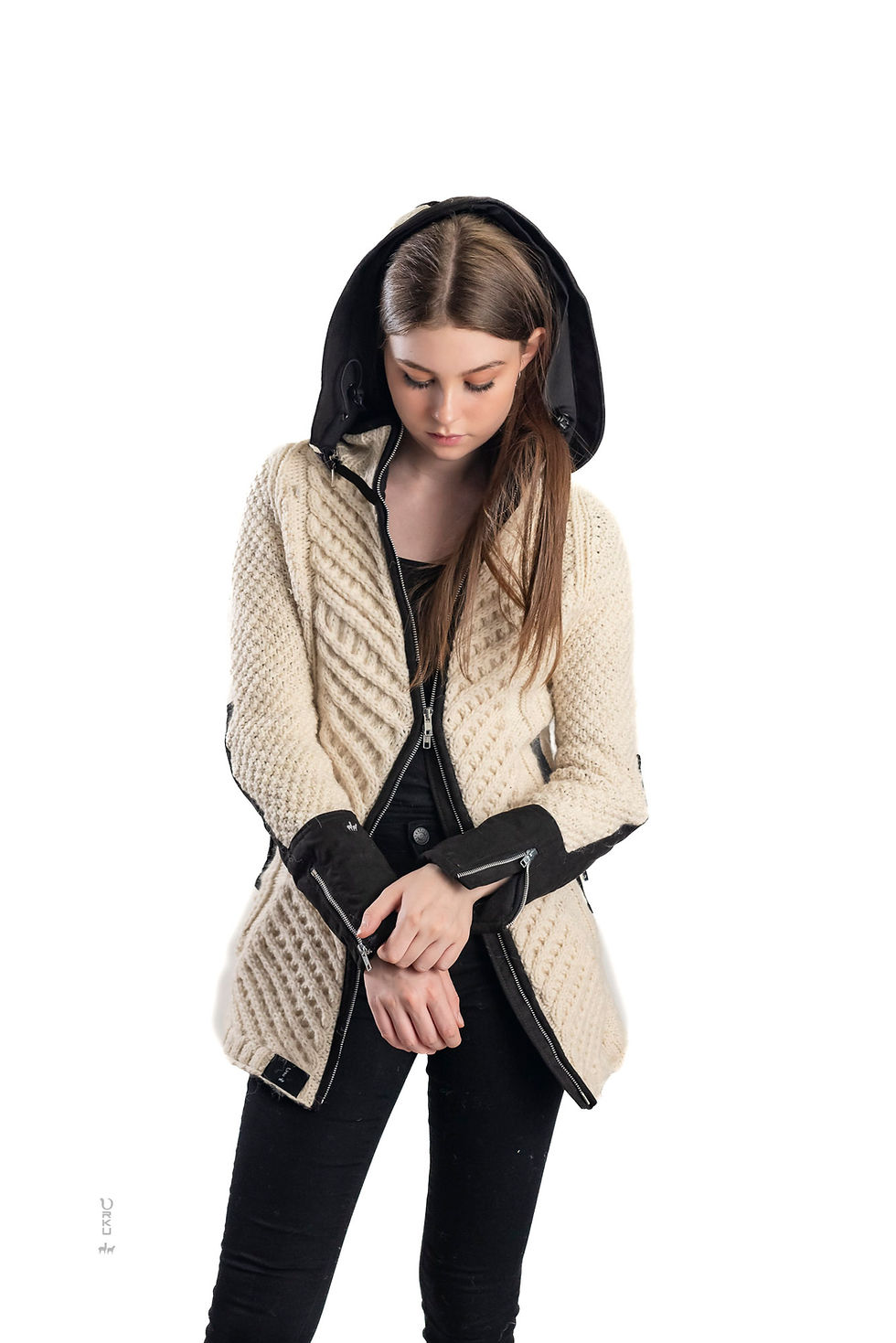 Thumbnail: CLARA-ALPACA-WHITE