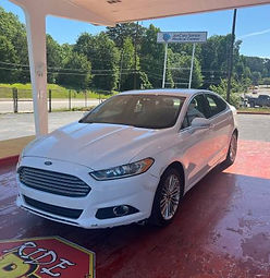 2014 FORD FUSION.