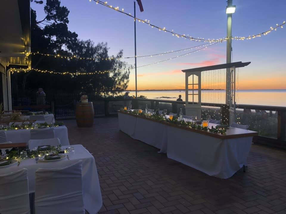 Aquavue Beachfront Bar & Eatery