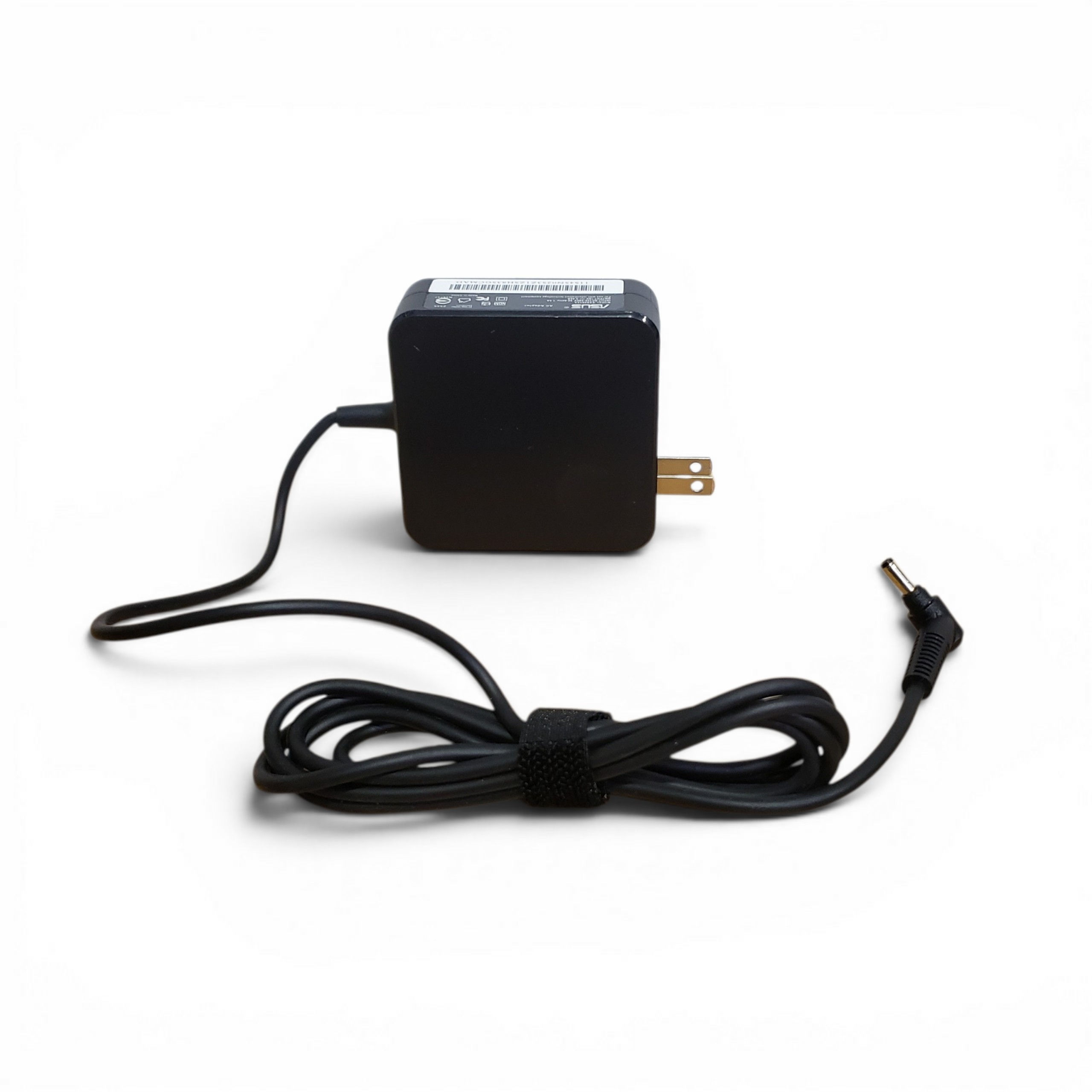 Cargador ASUS punta delgada 65W