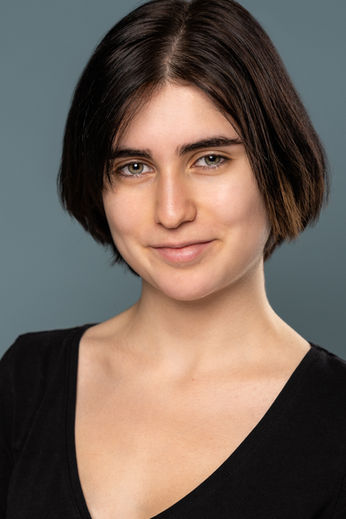 Headshot of a female actress in Kitchener