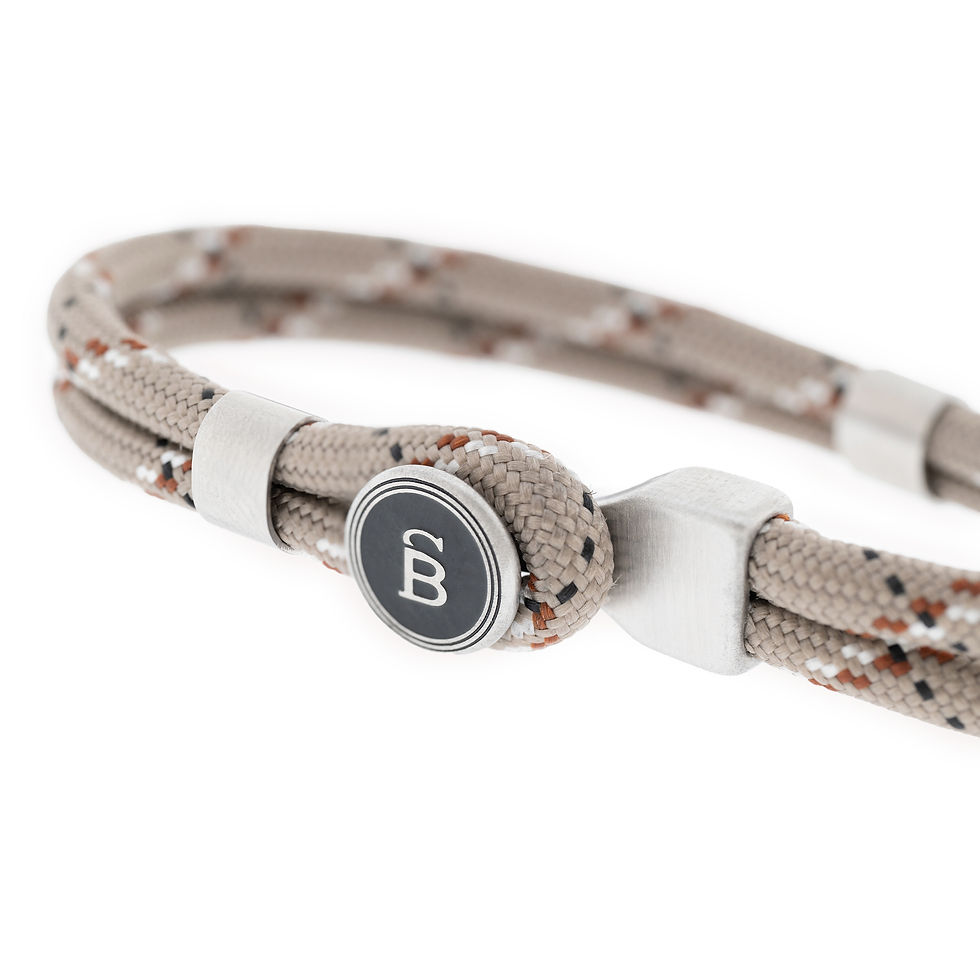 gents camo bracelet made in twin rope on a white background