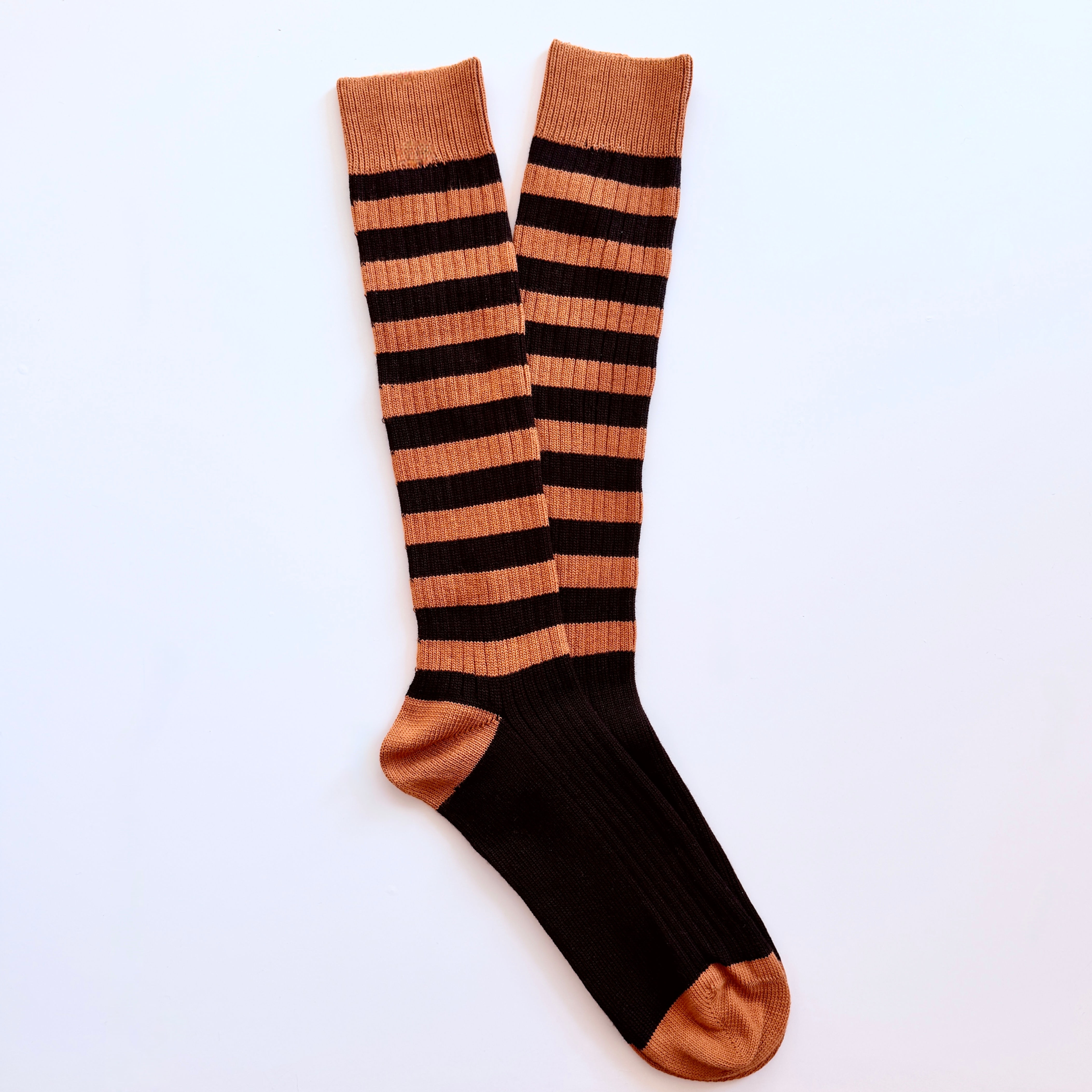 NEW Black - Camel