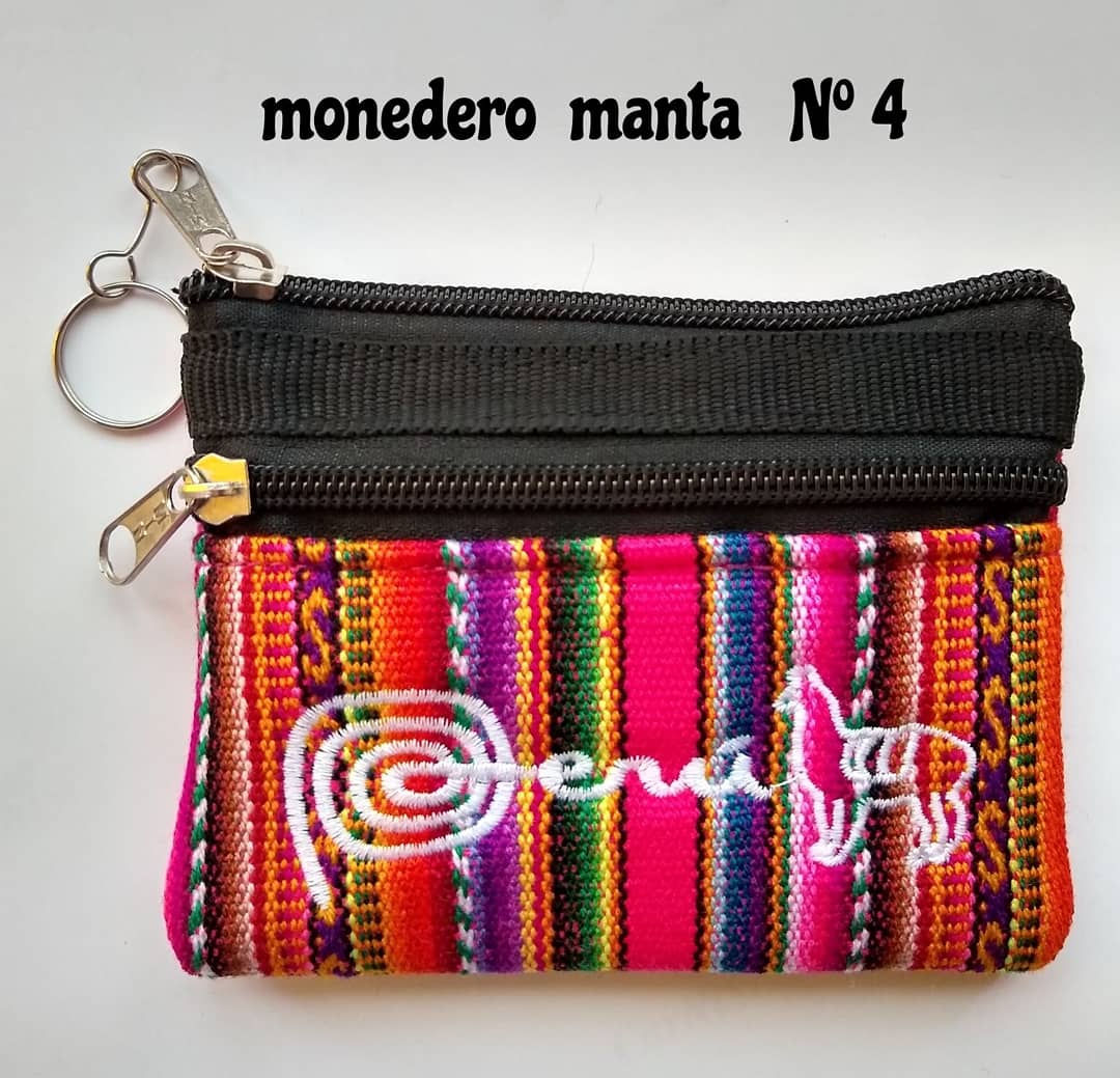monedero bordado perú