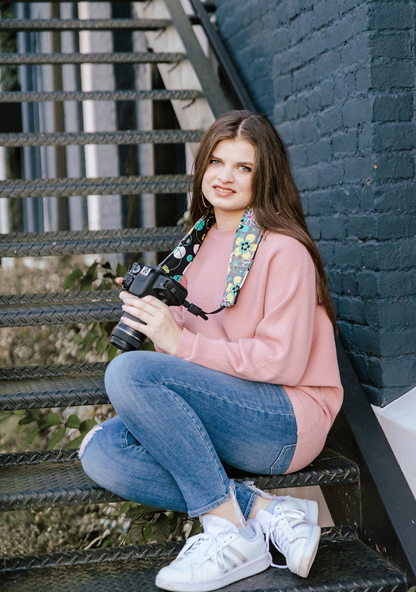 Cassie_Camera_Sr.jpg