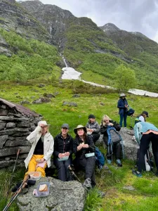 Lunch at the top of Mundalsdalen Route
