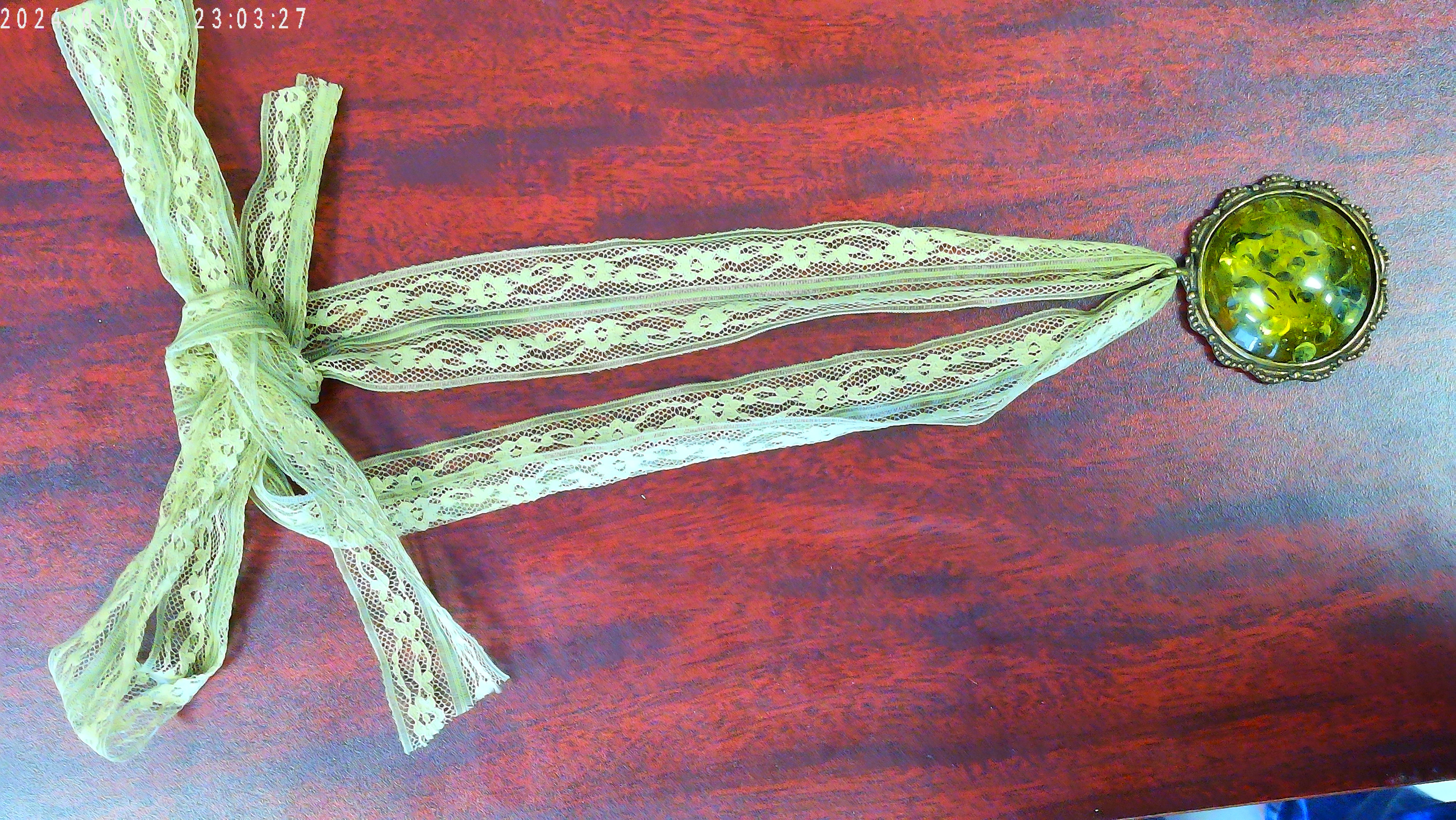 Green Stone Lace Necklace