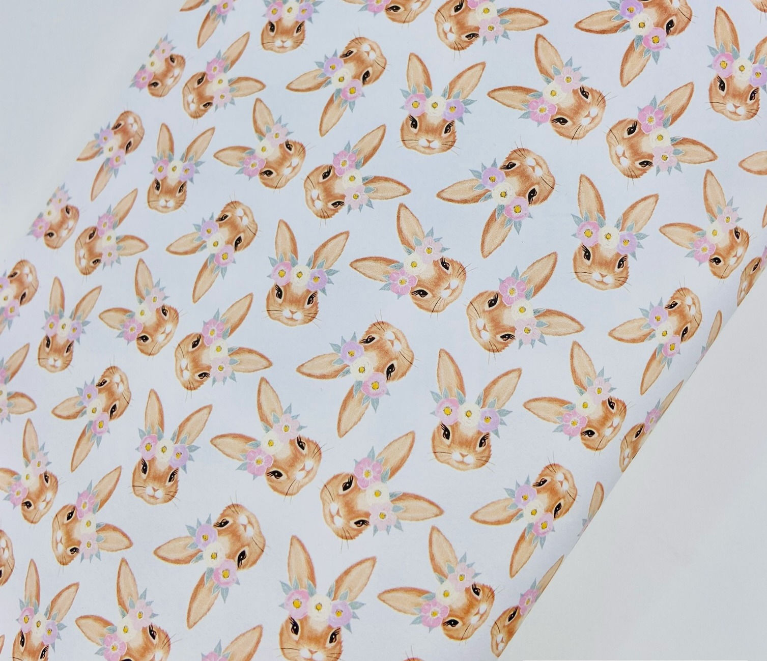 Easter - Easter Bunny with Pink flowers