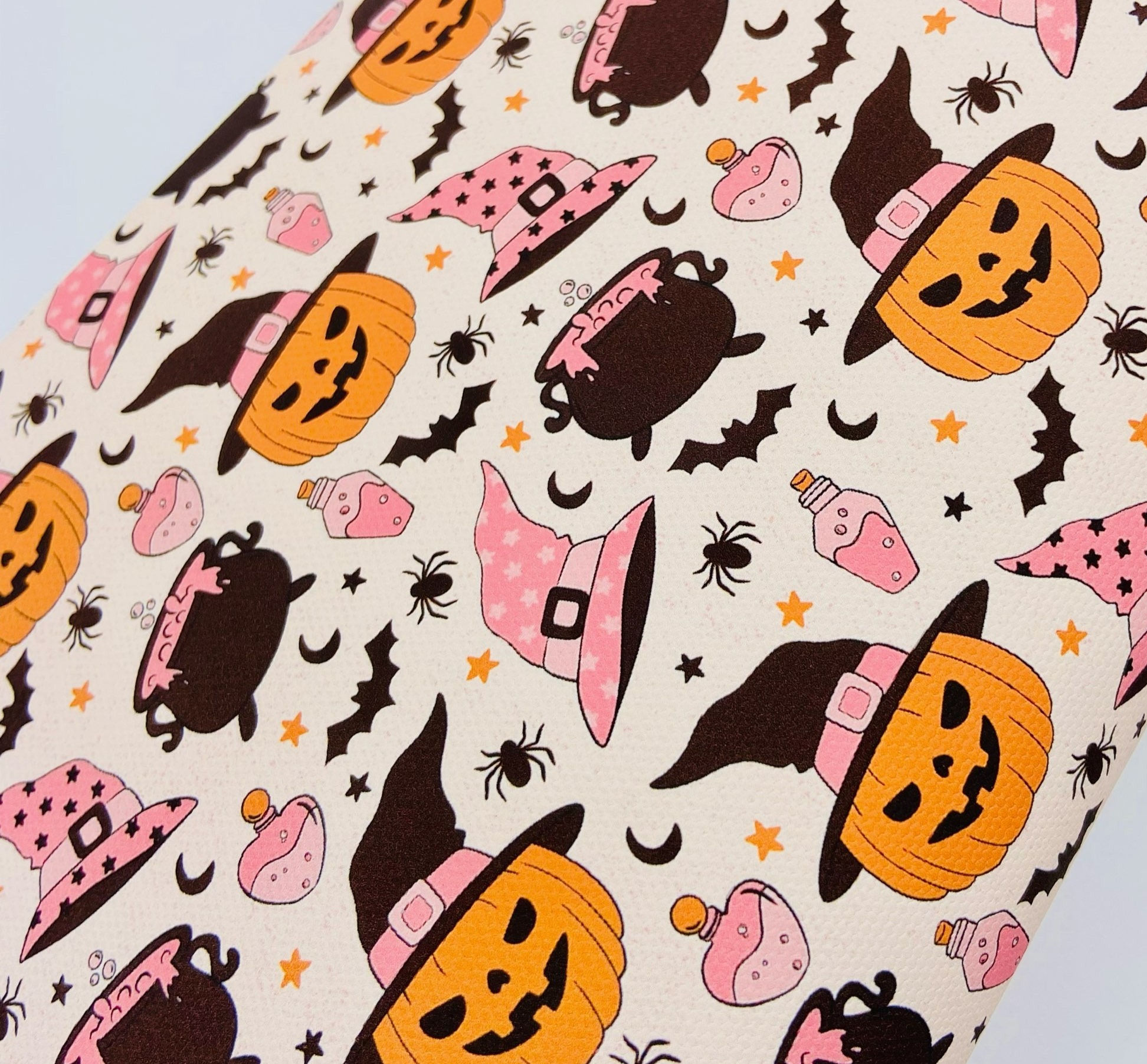Halloween Prints - Pink pumpkin witchery