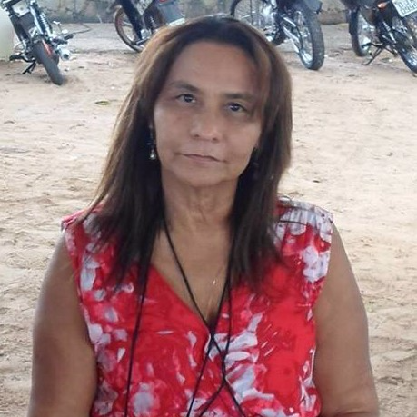 Maria Terezinha Resende Martins (2)_edited.jpg
