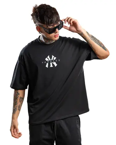 Miniatura: CAMISETA OVERSIZE H YANKEES NEGRA
