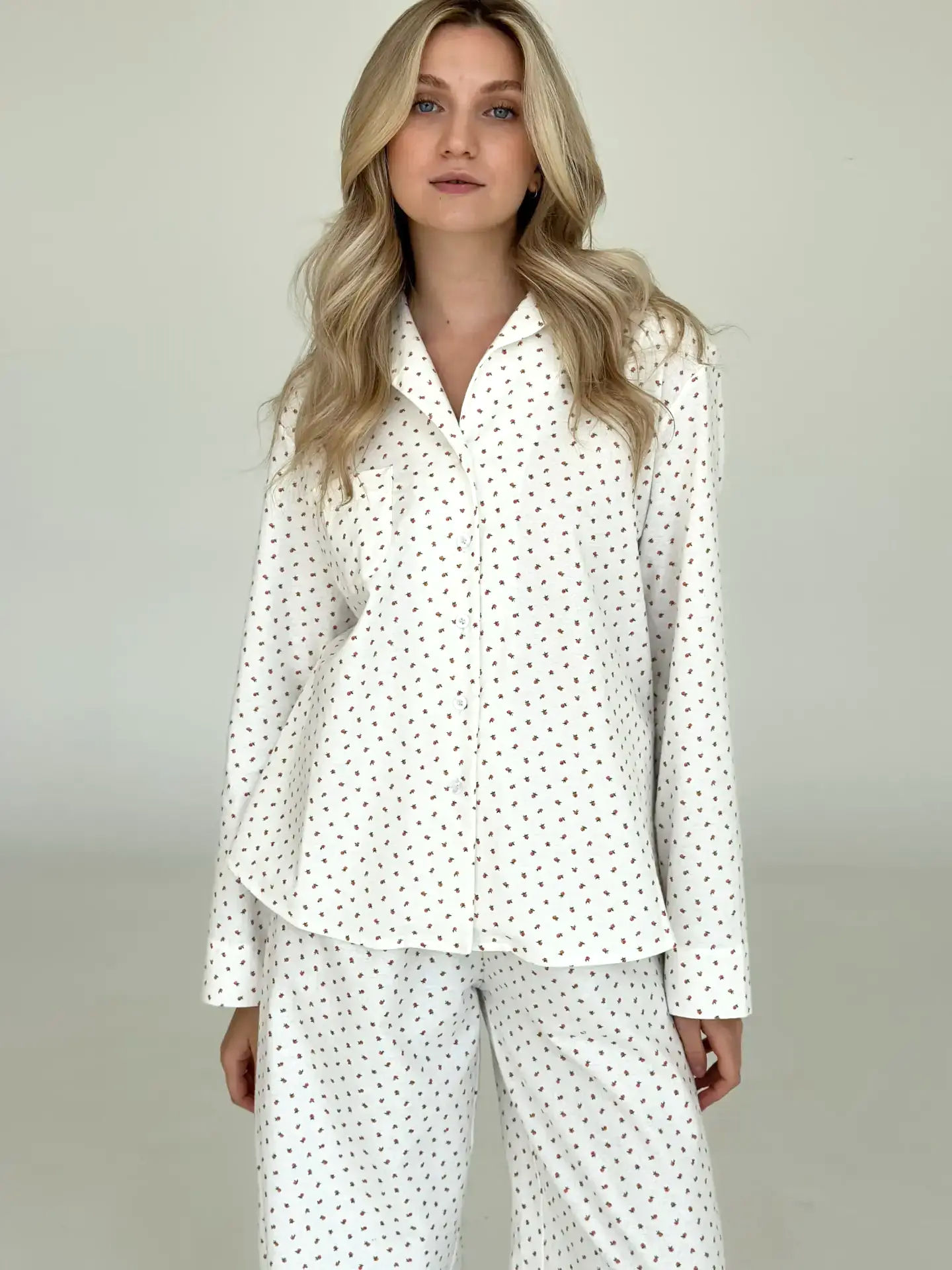 Фланель піжамний комплект теракотова троянда на білому