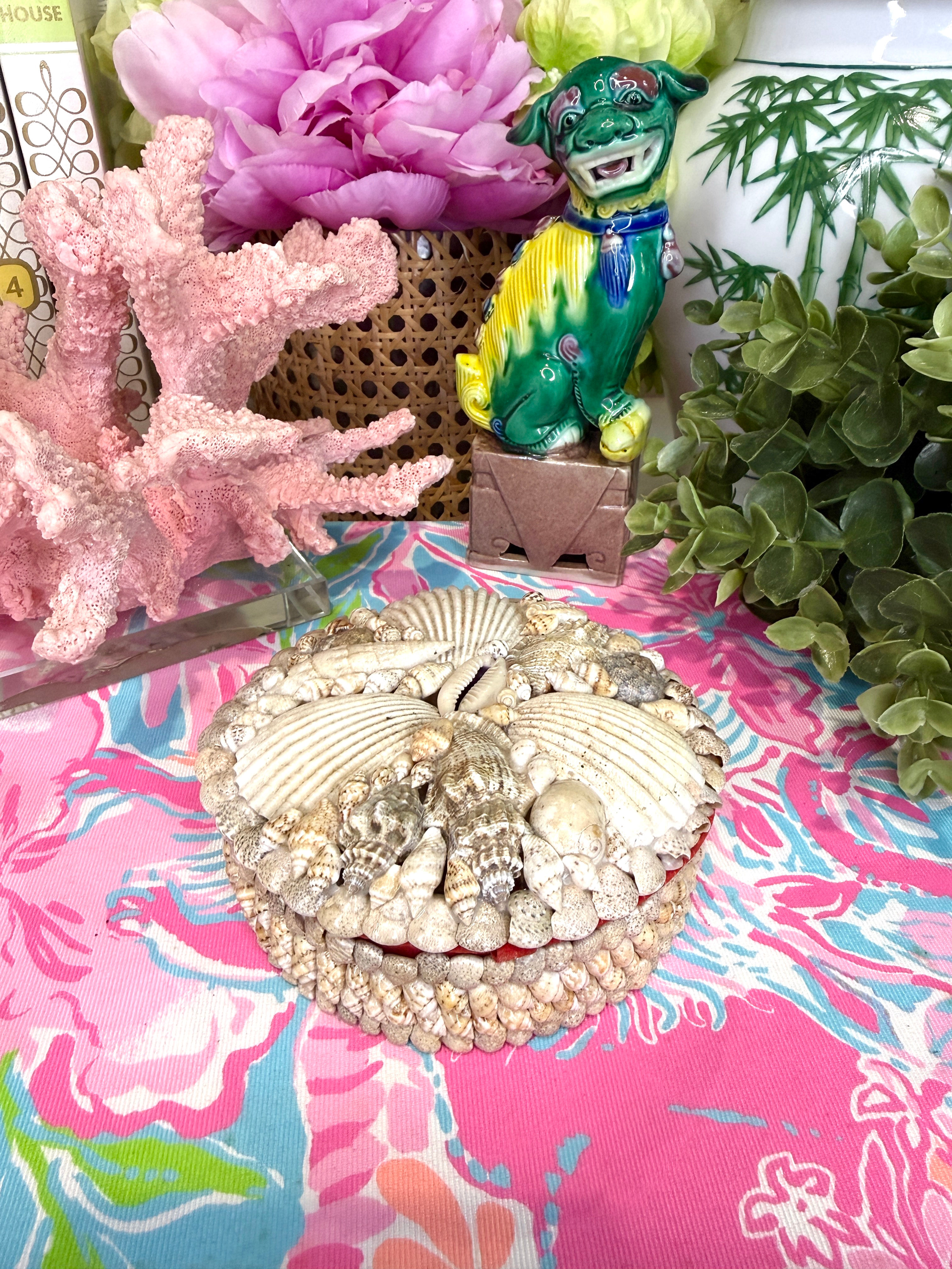Vintage Seashell trinket box