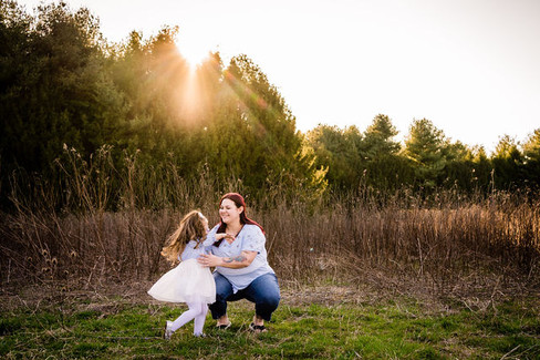 childhood cancer, family session, birthday girl, child photographer, wyomissing, fields, mom and daughter, sunset