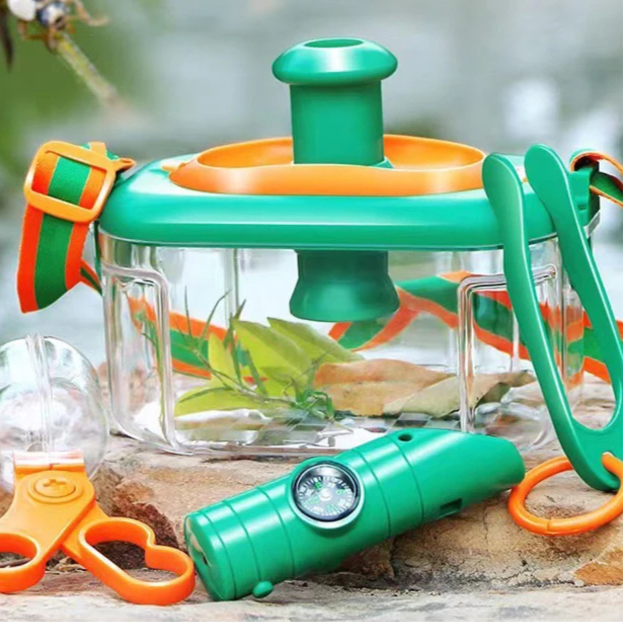 Thumbnail: Backyard Explorer Kit – Insect & Butterfly Observation Kit