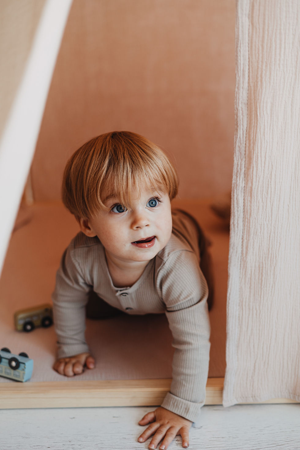 Thumbnail: Playhouse - Scandi Curtain