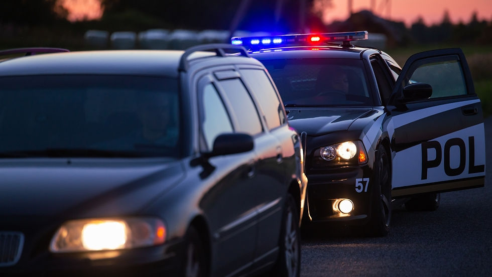 Texas-motorist-being-over-by-police.jpg
