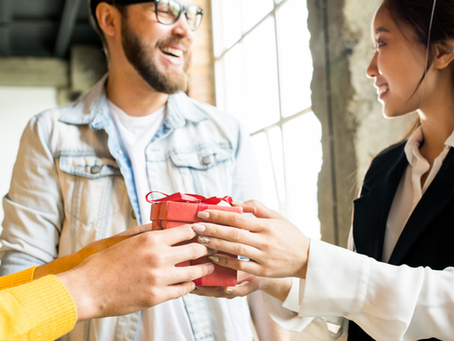 Chooseday 9th June - Choose a Gift That Gives Back π