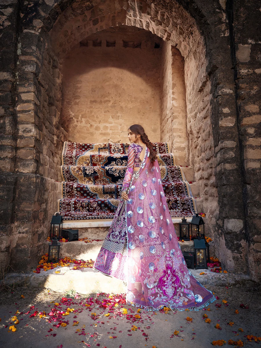 Thumbnail: Maryam Hussain Wedding Collection '22