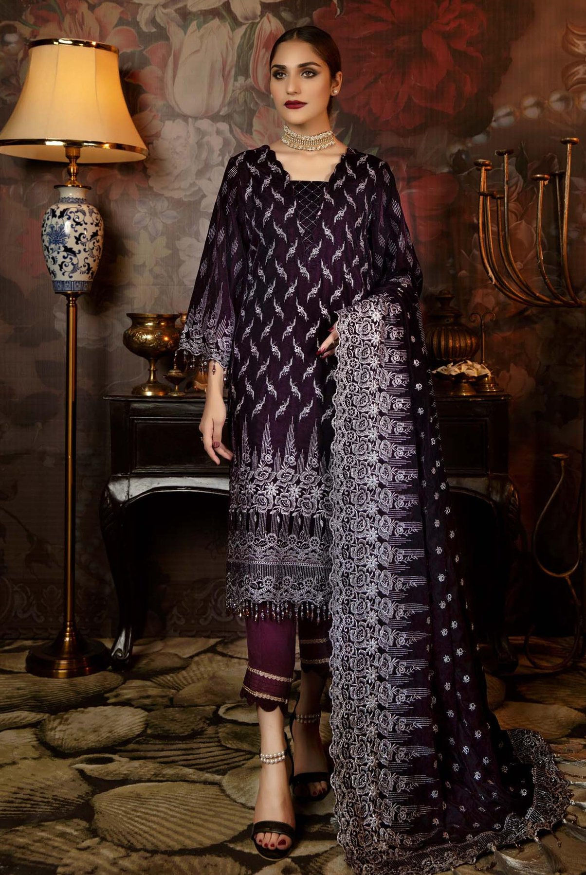 ADANS LIBAS ZARI EMBROIDERED VELVET