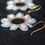 Miniaturbild: Pearl Flowers