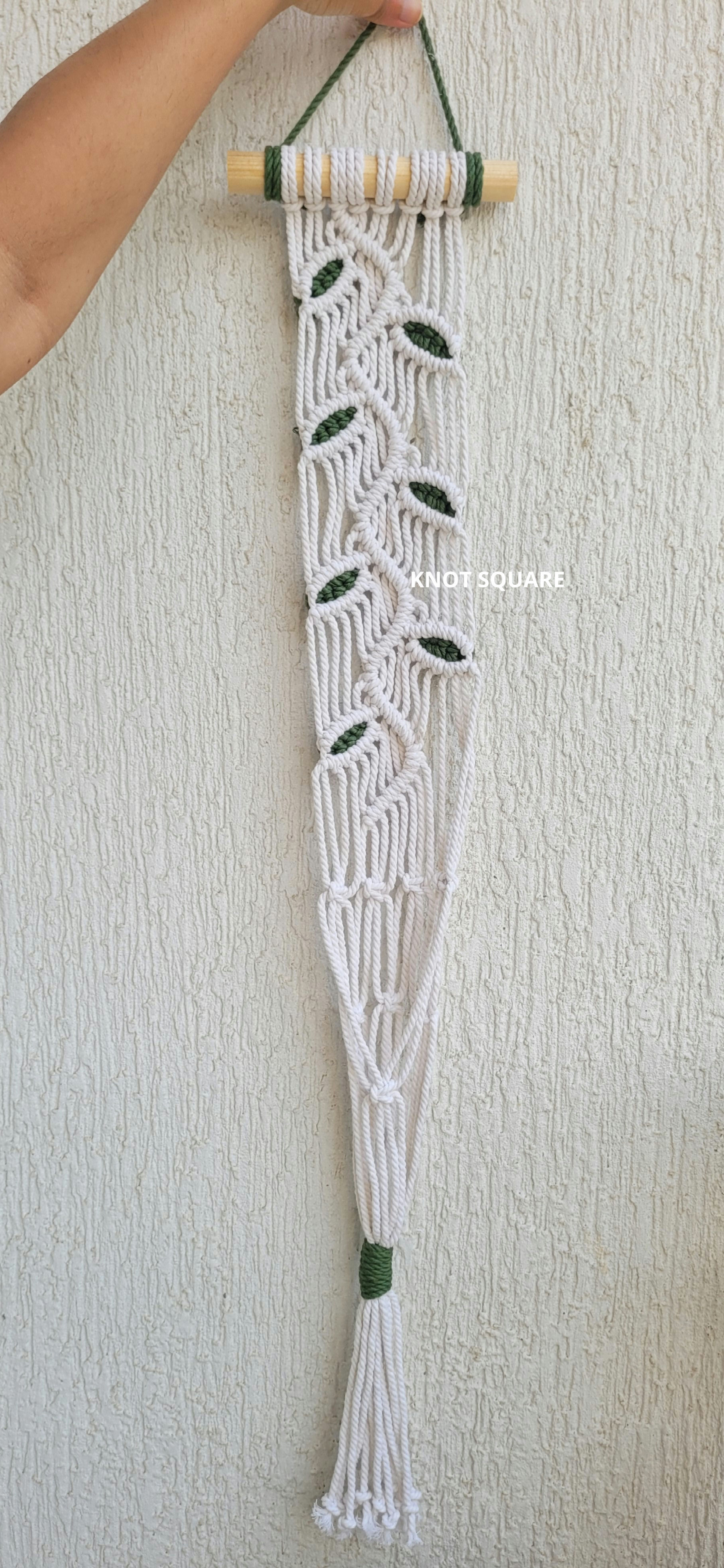 Plant Hanger - Vine and Leaf
