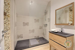 439029-42_35G15042_cc794b83cf02ff99452852b1f0eccc13