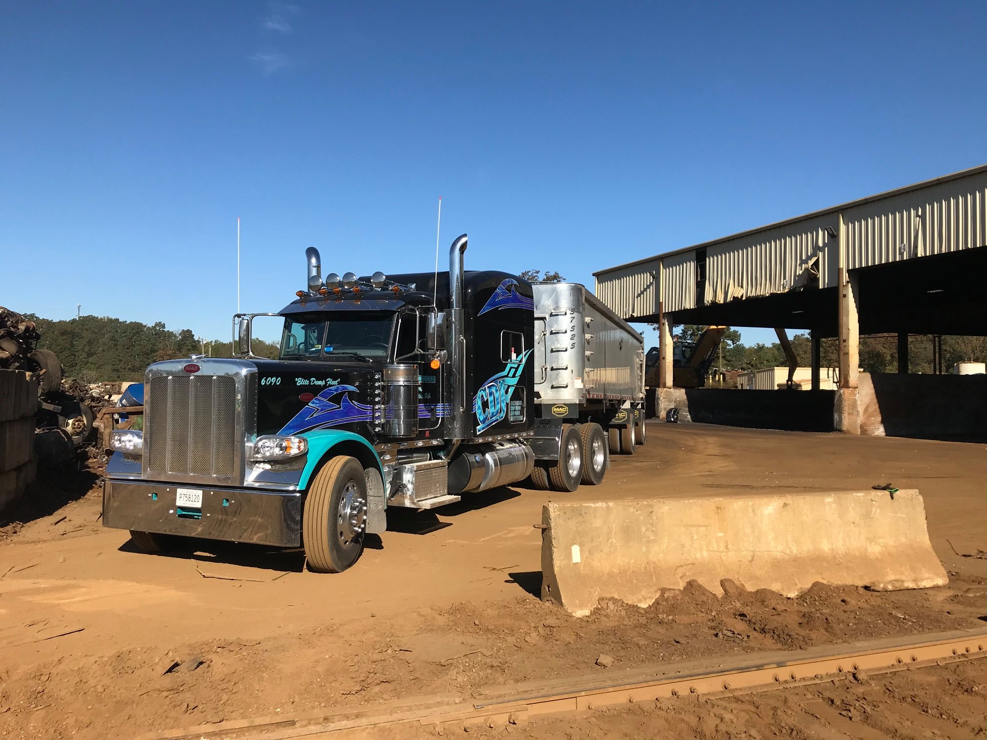 Bulk Express CDJ Bulk Express Dump Bucket