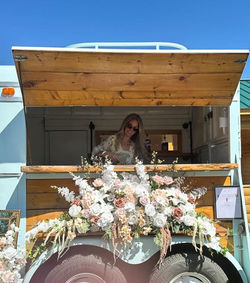 Mobile Bar Floral