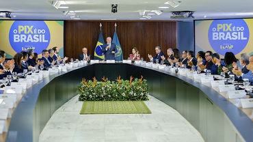 Lula critica possível nova taxação dos EUA e confirma presença em reunião do G7