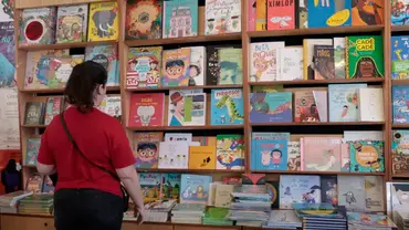 Consumo de livros cresce no Brasil e atinge 18% em 2025