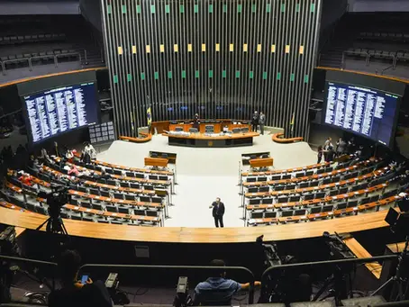 Imprensa dá holofote e palanque para lÃderes da delinquência da extrema direita