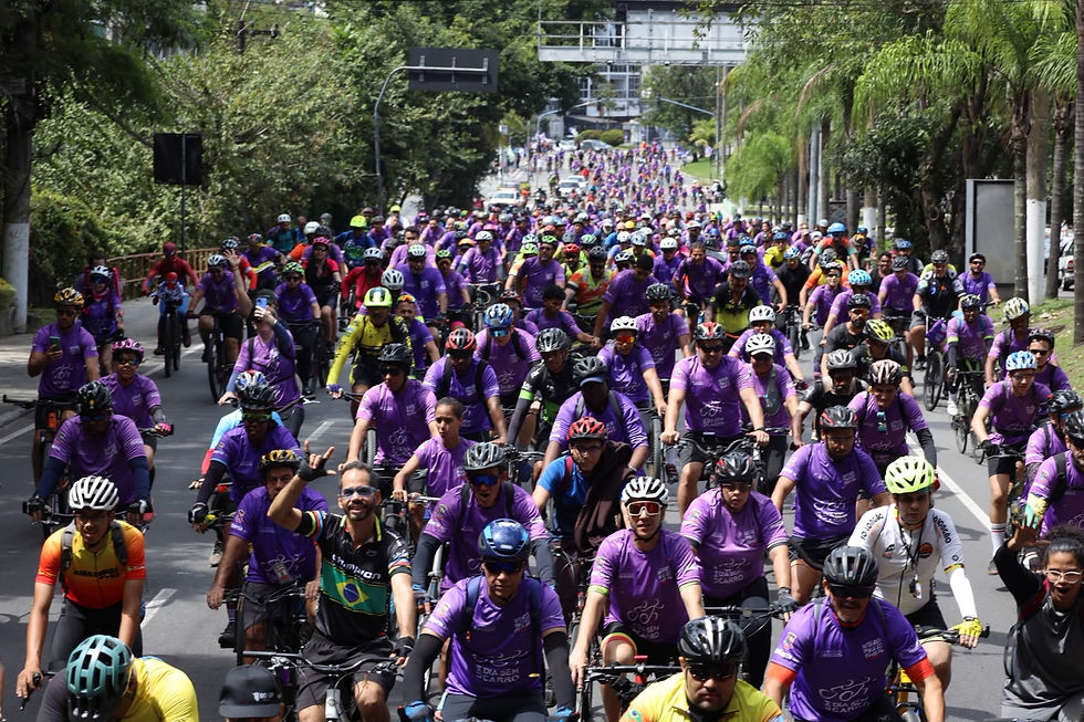 Niterói Bike Fest reúne 5 mil pessoas em dia de pedal e atividades no Caminho Niemeyer