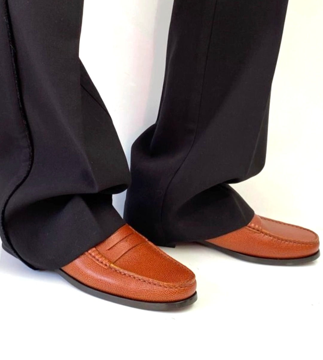 TOD'S LEATHER LOAFERS