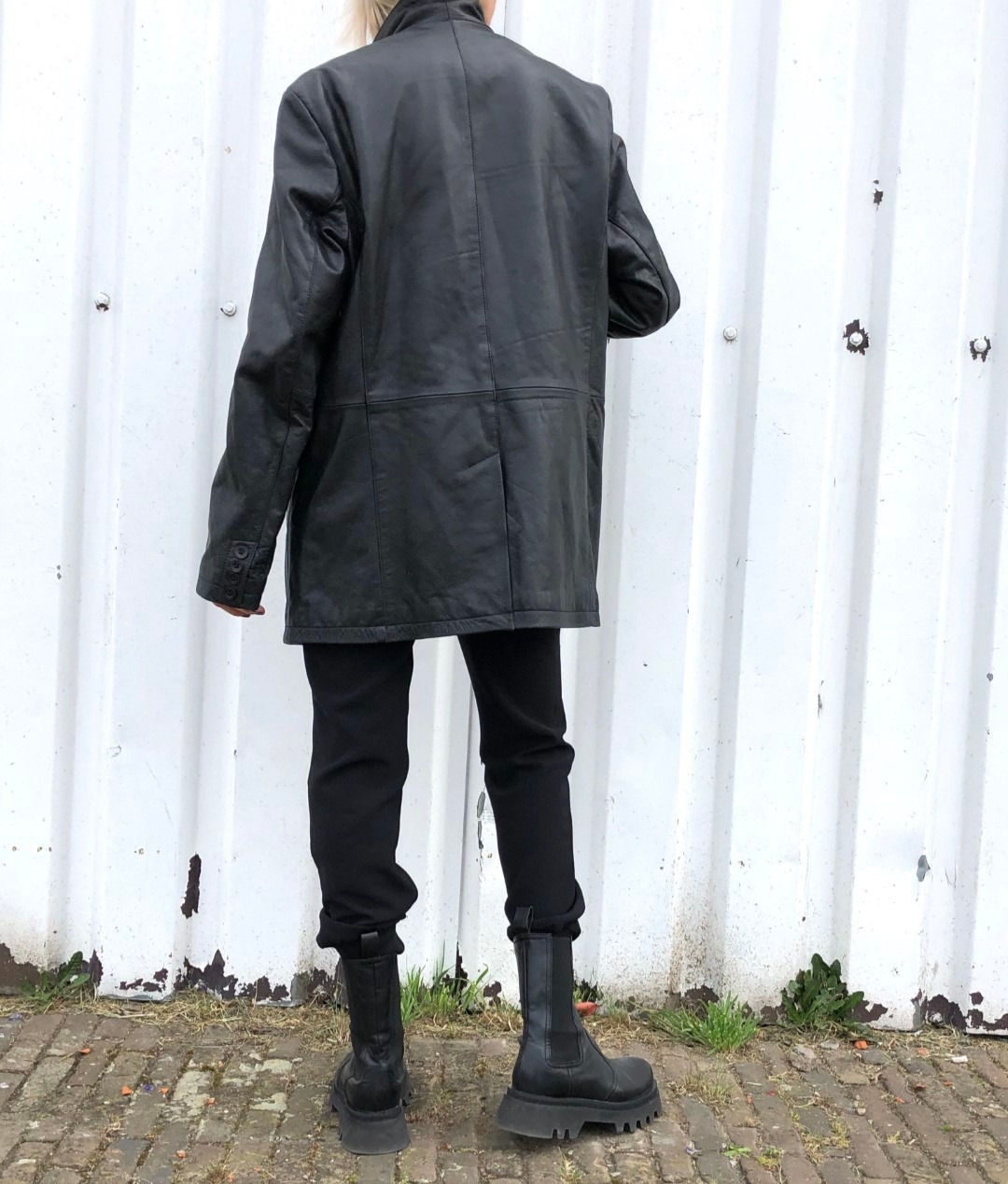 VINTAGE LEATHER JACKET