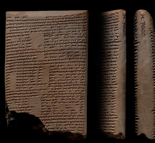 K 7000 Fragment of a clay tablet inscribed with liver omens