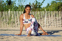 Deena Parrilla Mat Pilates.JPEG