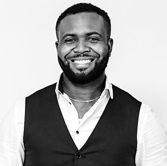speakers-efe.jpg