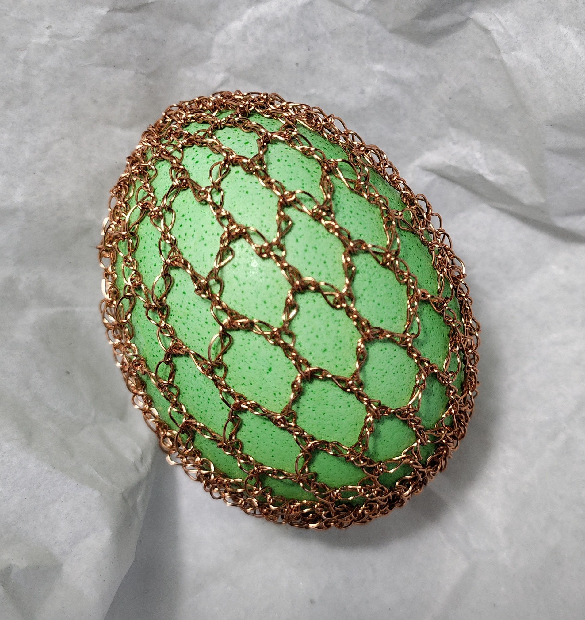 Osterei verziehrt mit Draht Nr. 53